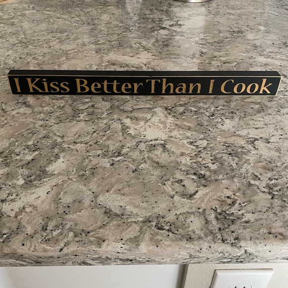 LIKE NEW “I Kiss Better Than I Cook” wooden kitchen decor - Picture 2 of 8